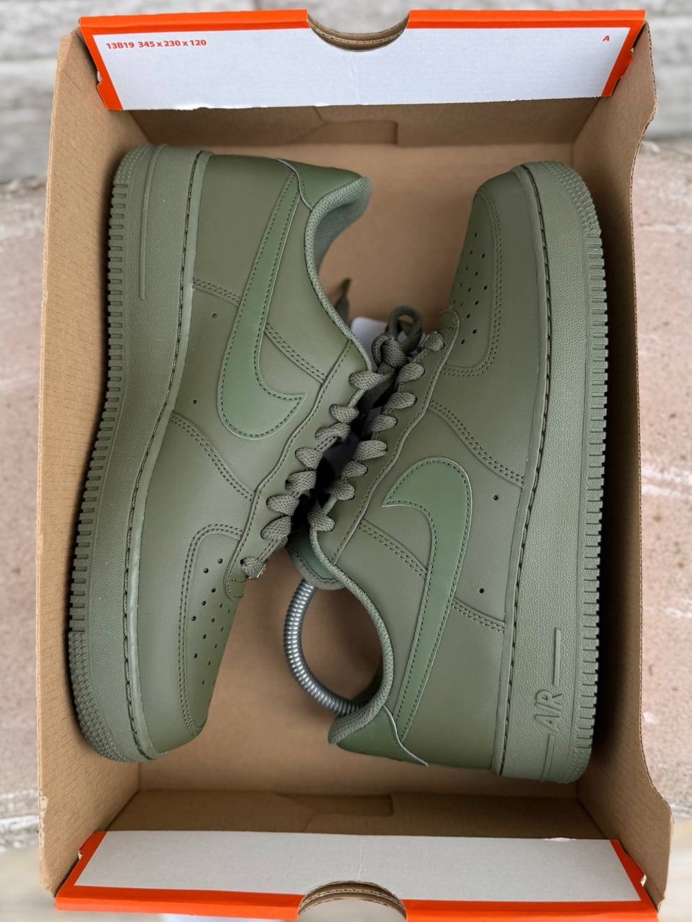 Nike Air Force 1 Low ’07 Army Olive Men’s Shoes Sample
IH1698-300